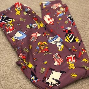 NWOT! LuLaRoe OS Alice In Wonderland Leggings